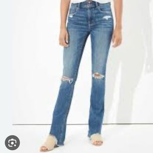 American Eagle Woman’s High Rise Artist Flare